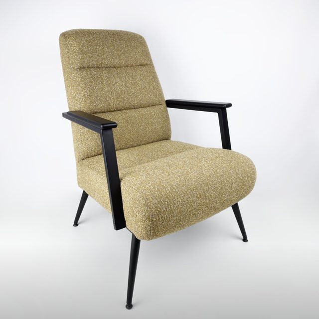 Armchair O-24-05
