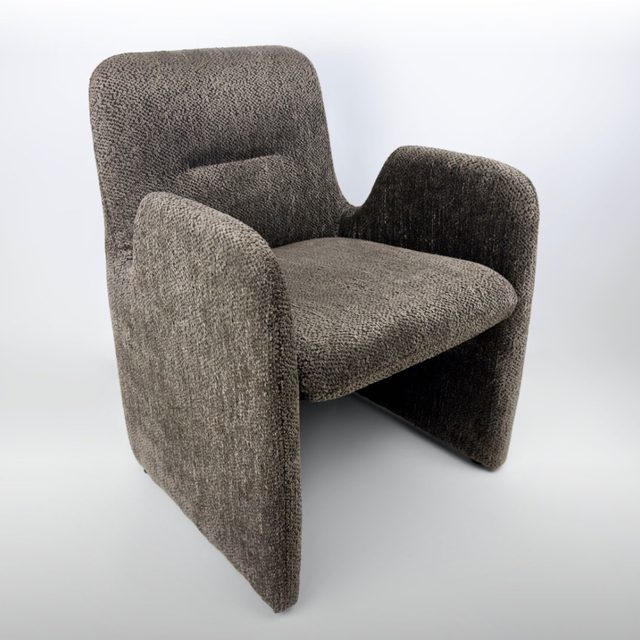 Chair O-24-47